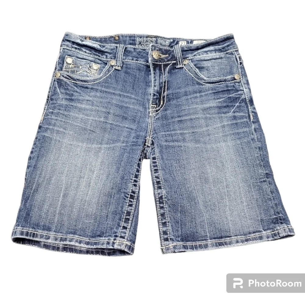 Miss Me Women's Boyfriend JB1061H Denim Shorts 27